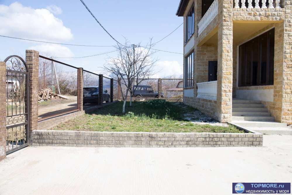 Срочная продажа шикарного дома общей площадью 240 кв.м. По документам 219 кв.м. плюс терасса и балкон.2 этажа. На... - 2