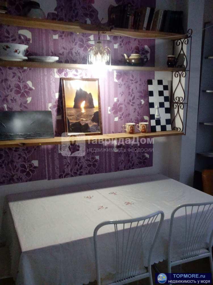 Продажа / Квартиры, Феодосия, Адмиральский б-р, 15 000 р. Сдам на длительный срок 1-но комнатную квартиру 46 кв.м, 1 этаж, 2 этажного дома, Адмиральский б-р, Феодосия.... - 2