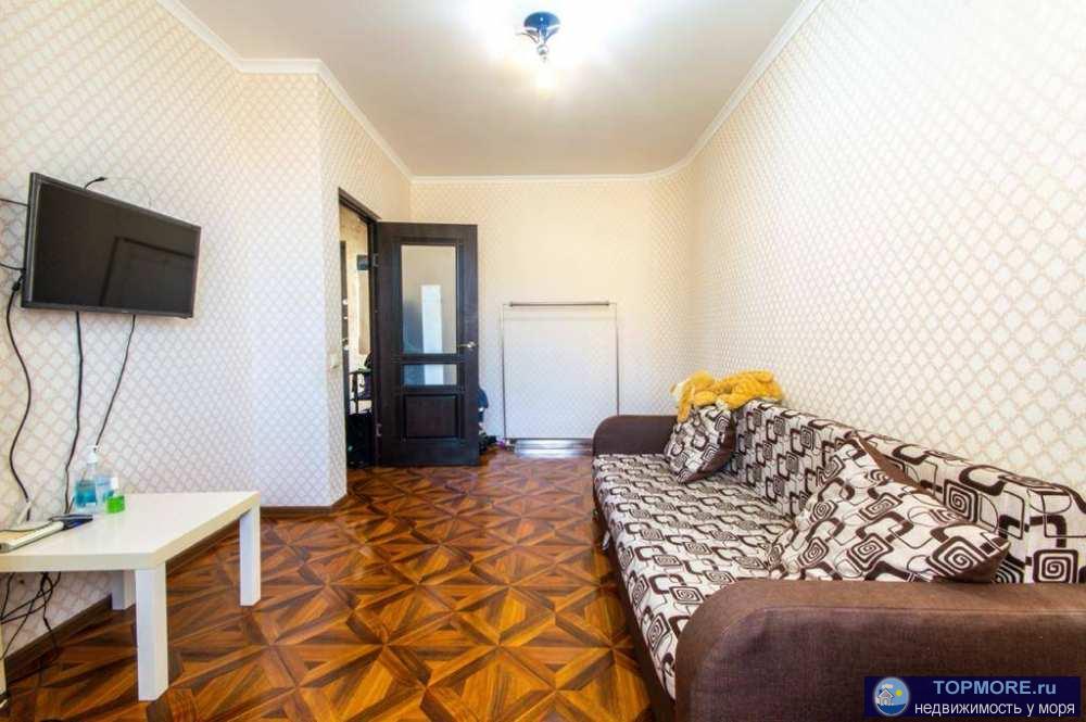 Отличная квартира с шикарным видом на море,свежий ремонт,мебель.Развитая инфраструктура удобна для проживания и...