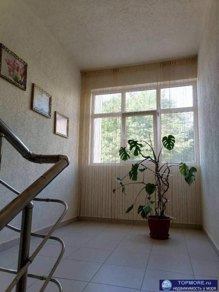 Продажа / Квартиры, Сочи, улица Лысая Гора, 7 700 000 р. Продам чистую светлую квартиру с ремонтом, в 2-х минутах от дома продуктовые магазины, в 10 минутах хотьбы - 2... - 1