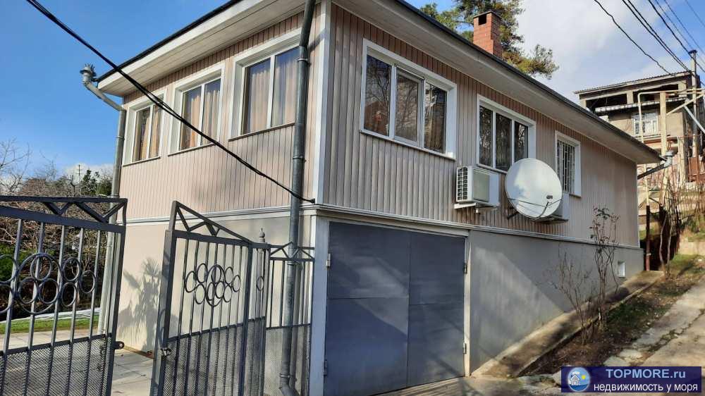Продажа / Дома и коттеджи, Сочи, СНТ Железобетон, 15 800 000 р. Продается 2х этажный дом площадью 87,1 кв.м в микрорайоне Макаренко, на ул Олимпийская. На 1 этаже -гараж, кухня,...