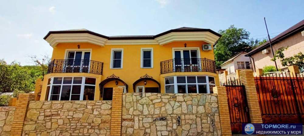 Продаётся пол дома площадью 90 кв мПлощадь земельного участка 2,5 соткиДом сдаётся с предчистовой отделкой Вида на... - 2