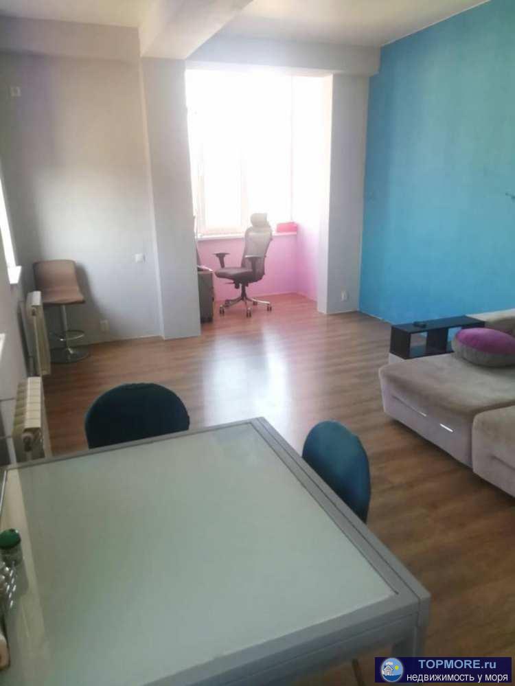 Видовая студия,9 этаж, статус квартира, возможна перестройка в 2-шку,  лоджия возможна ипотека, остается часть мебели - 2