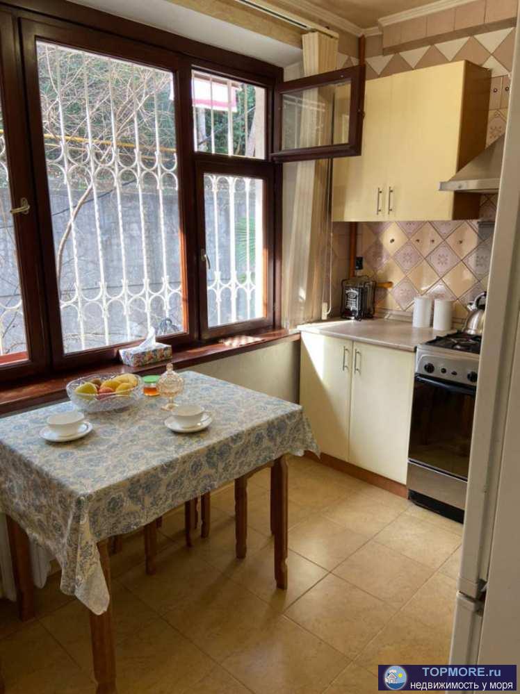 Продается 2-х комнатная квартира  5-ти этажного дома в Районе Заречье города Сочи. Этот район очень востребован среди... - 1