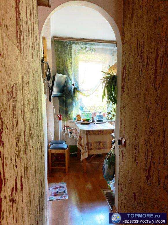 Предлагаю к покупке  трехкомнатную просторную квартиру, светлая и уютная, застеклённая лоджия с видом на горы, от... - 1