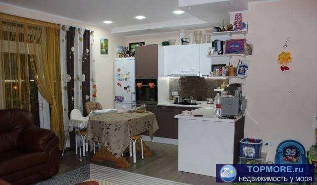 Лот № 70237. Продаю 2 комнатную просторную квартиру с ремонтом и белью, балкон-терасса, с отличным видом на...