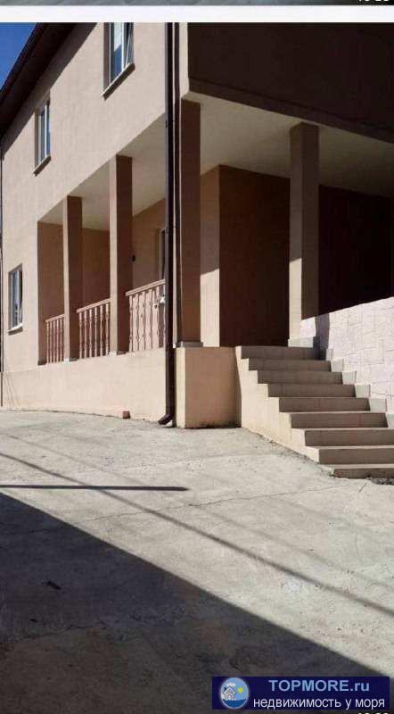 Площадь дома 150 кв мПлощадь земельного участка 4 соткиВодоснабжение центральное Электричество 15кВт Дом полностью...