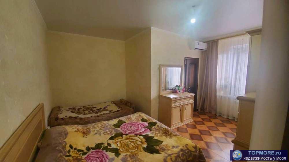  Продаём дом 400кв.2. каждый этаж по 130 кв2 . З/У 10 сoт. земли, адрес присвоен, ижс, всe коммуникации подключены... - 2