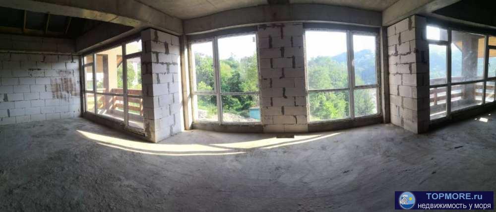 Продается отличный дом в стиле шале. 3 этажа, земля 5.8 соток. Монолит, заполнение блоки. Дом строился для себя! Все... - 1