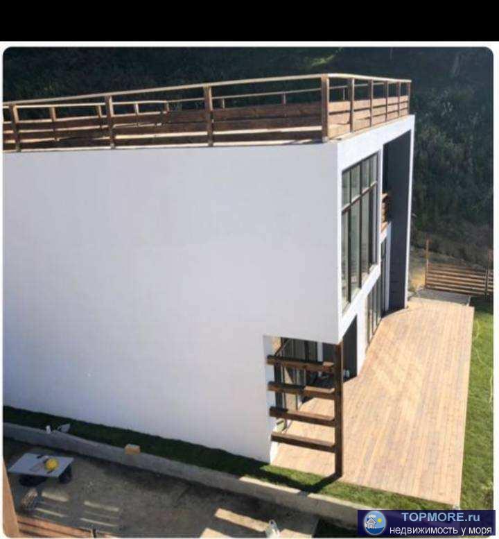 Дом в стиле Хайтек с прямым видом на море. Он находится в  новом элитном коттеджном поселке. Площадь - 200 кв.м.+... - 1