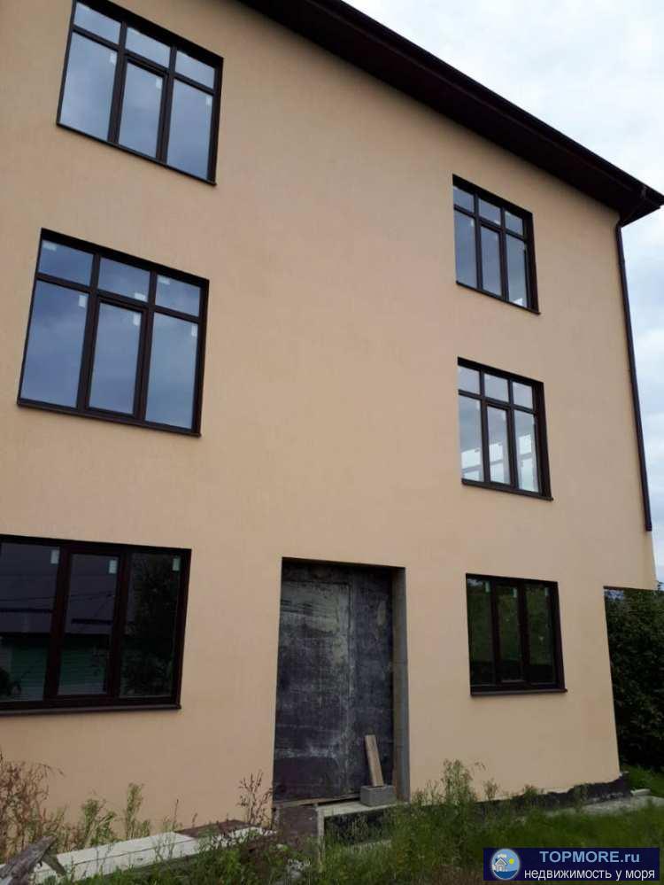 На продажу представлен капитальный 3-х этажный дом на Соболевке. Перед постройкой была проведена геология участка,... - 2