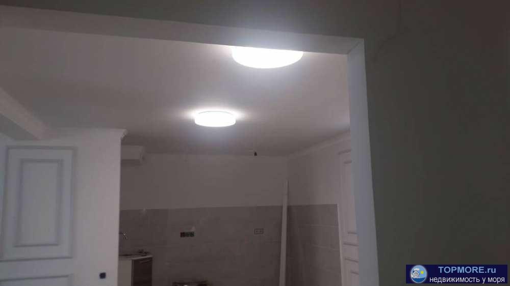 Новый дом, небольшой, уютный, двухэтажный. Ремонт свежий. Есть большая терраса - 30 кв.м., летняя кухня.... - 2