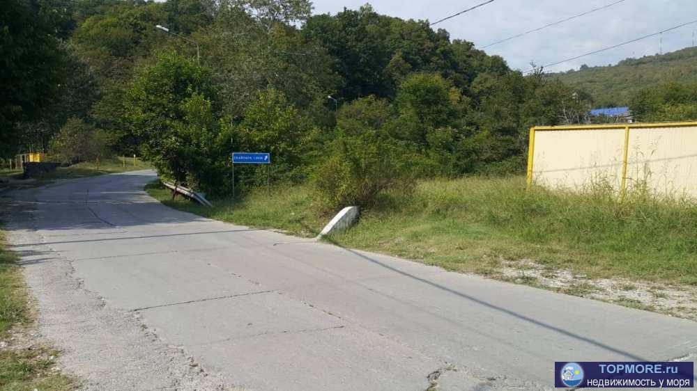 Продается дом 290 кв.м. на 5 сотках земли (по факту больше) в самом центре Казачий брод. В нутри дома - черновой... - 2