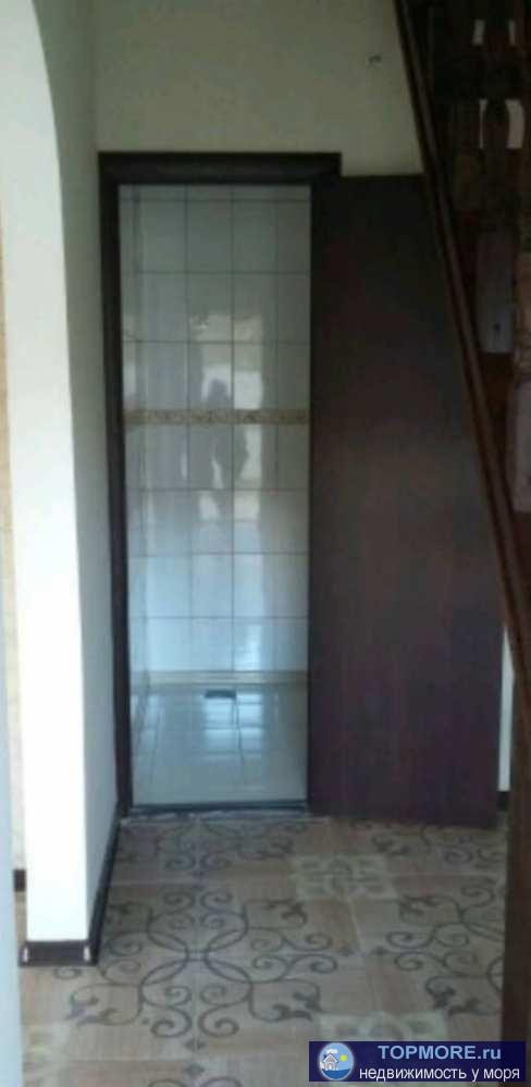 Продаётся дом в Мацесте. 2 этажа, косметический ремонт. Метраж по документам 77 кв.м., по факту 95 кв.м. Участок 4... - 2