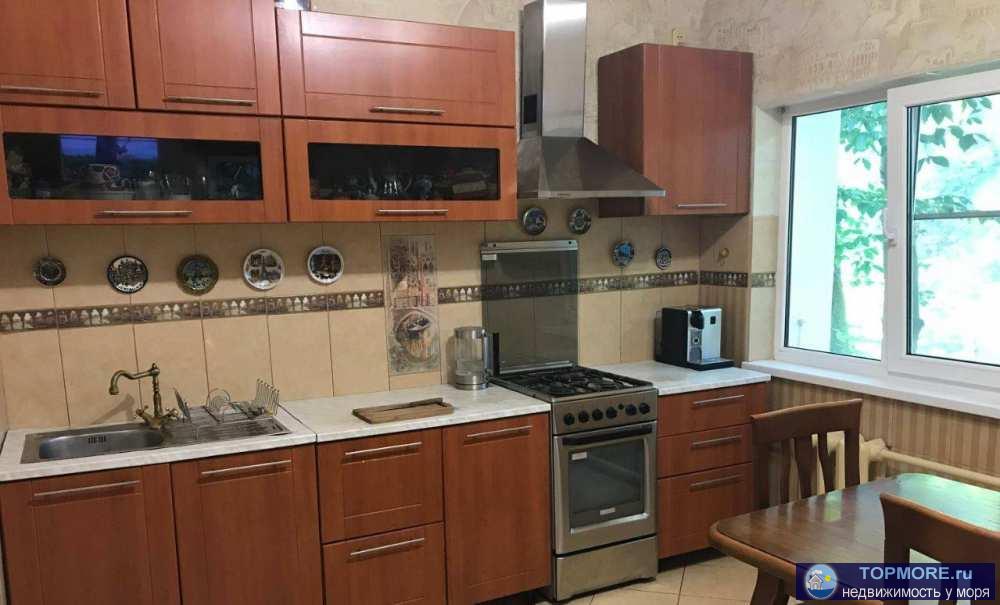 Продаётся дом с евроремонтом и мебелью от агенства! Центральный район на территории национального парка рядом с рекой... - 1