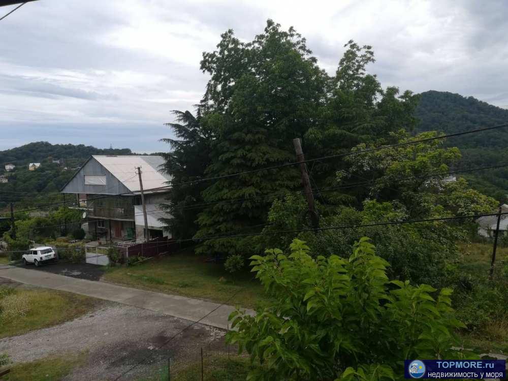 Дом в 15 минутах от моря. Асфальт, детская площадка, парк. Остановка, супермаркет рядом.Цокольный этаж- кательная,...