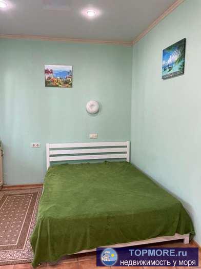 Продажа / Квартиры, Севастополь, Героев Севастополя улица, 16 000 р. Сдается отличное жильё в частном доме в р -не Малахова Кургана . Предпочтительно одному или паре .Рядом рынок. аптеки... - 1