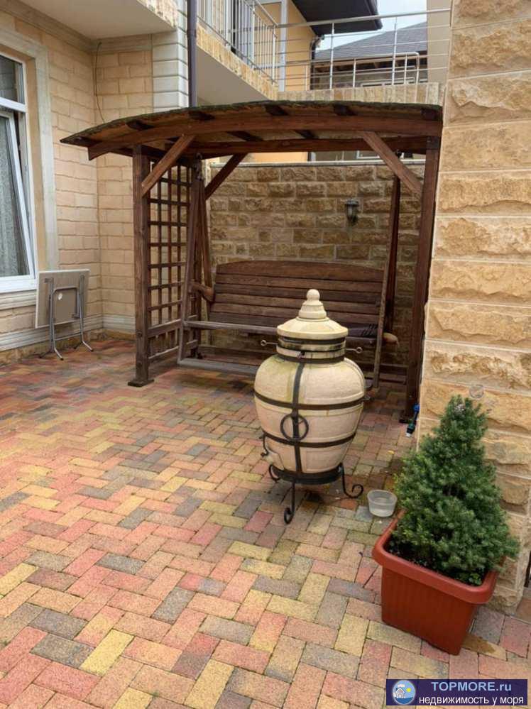 Продается уютная студия в с/х Россия район Сириус ! Закрытая территория в 3 этажном доме .Самое востребованное... - 2