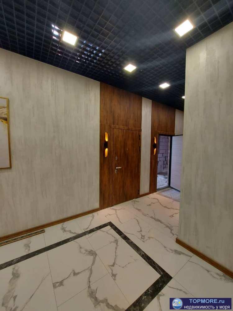 Продается 2х комн квартира в жк бизнес класса.Дом расположен в удобном районе Нового Сочи, В пешей доступности 2...