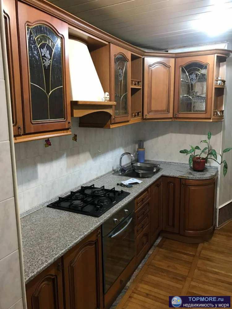 3-х комнатная квартира. Отличный ремонт. Ванная отделана мрамором. Большая гардеробная. Рядом все, что нужно для...