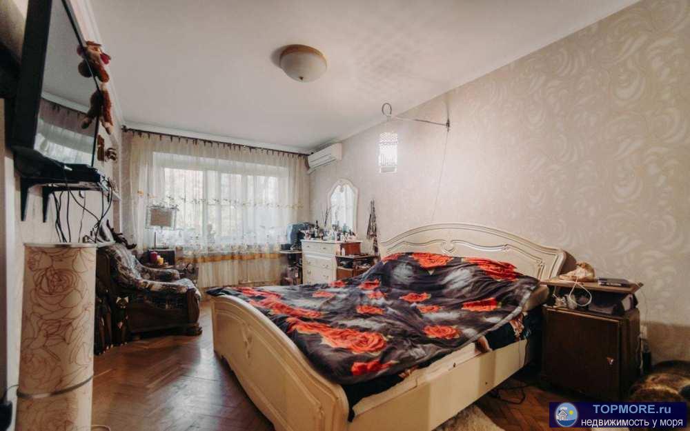 Лот № 143297. Продаю отличную квартиру в Сочи, центральный район города - Донская. Квартира светлая, хорошо... - 1