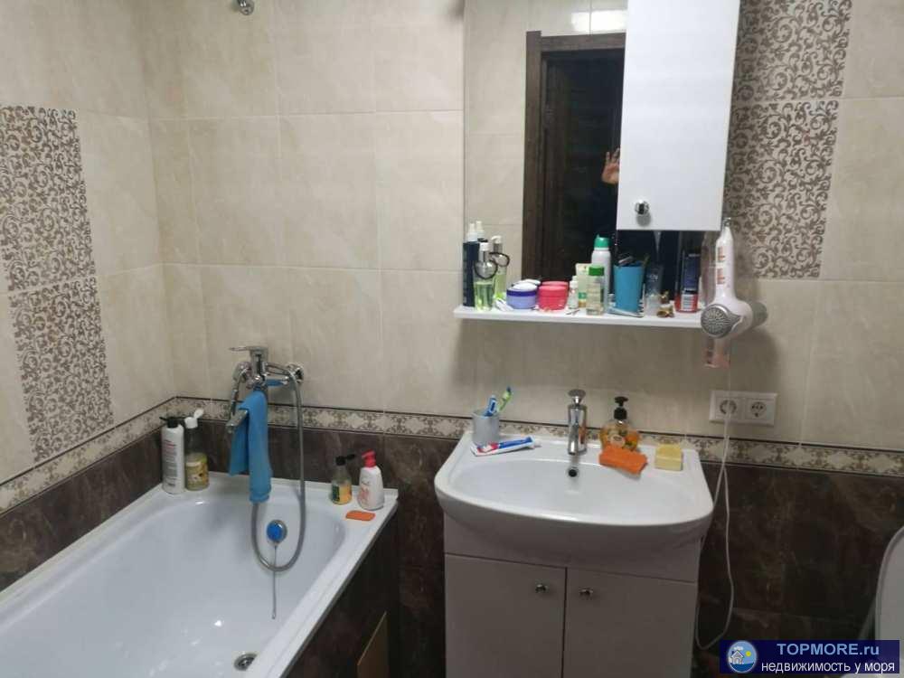 Продаётся однакомнатная квартира с придомовой территорией. - 2