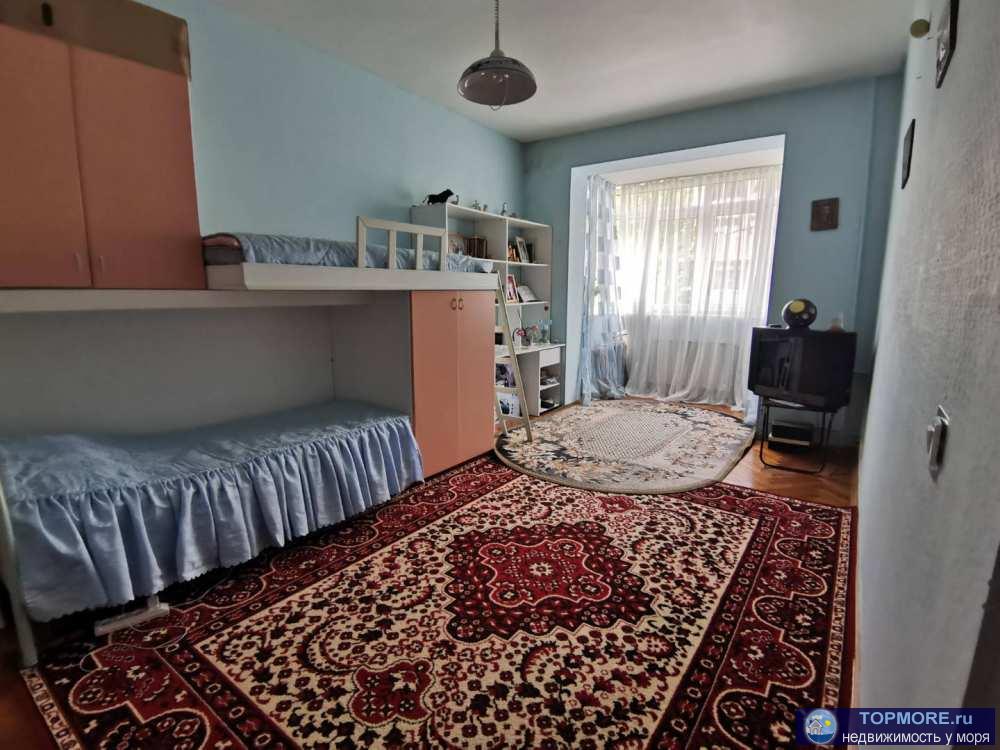 Продажа / Квартиры, Сочи, улица Гагарина, 24 900 000 р. Лот № 143905. Начало ул. Гагарина, сталинка, высокие потолки, бетонные перекрытия, кап.ремонт сделан в 2013 году, 75... - 2
