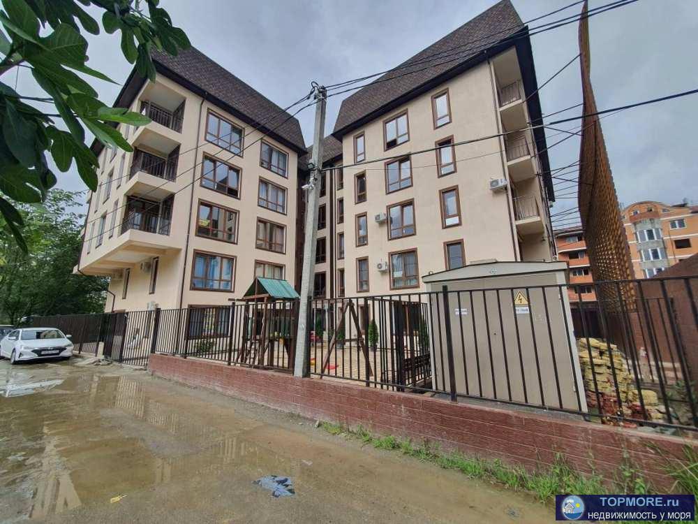 Продается 1-комнатная квартира площадью 32,3 кв.м. на 4 этаже пятиэтажного дома. Квартира продается в черновом...