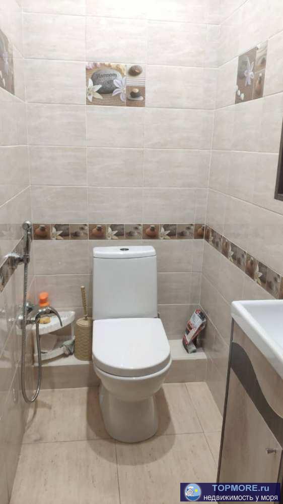 Двухкомнатная квартира: спальня, кухня-гостиная, гардеробная, раздельный санузел. Сделан качественный ремонт.... - 2