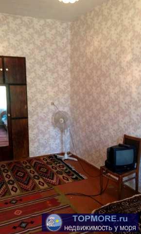  Продается двухкомнатная не угловая квартира в жилом состоянии,1эт/ 1эт, в г Старый Крым с уникальным климатом. Общий...