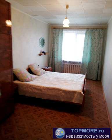 Продается просторная двухкомнатная квартира в жилом состоянии, 5эт/5эт, в г Феодосия,  по ул Крымская, район...