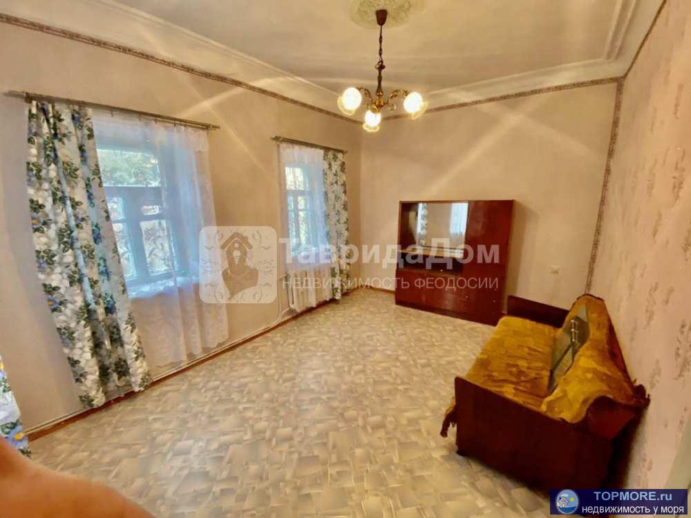 Продажа / Дома и коттеджи, Феодосия, Виноградная ул, 4 500 000 р. Продам домовладение 66.8 м2 на участке 4,5 сот, ИЖС, р-н Винзавода, ул. Виноградная, г. Феодосия. Дом 1960 года...