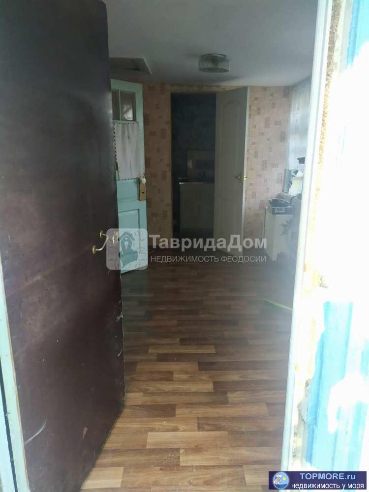 Продажа / Дома и коттеджи, Феодосия, Виноградная ул, 4 500 000 р. Продам домовладение 66.8 м2 на участке 4,5 сот, ИЖС, р-н Винзавода, ул. Виноградная, г. Феодосия. Дом 1960 года... - 2