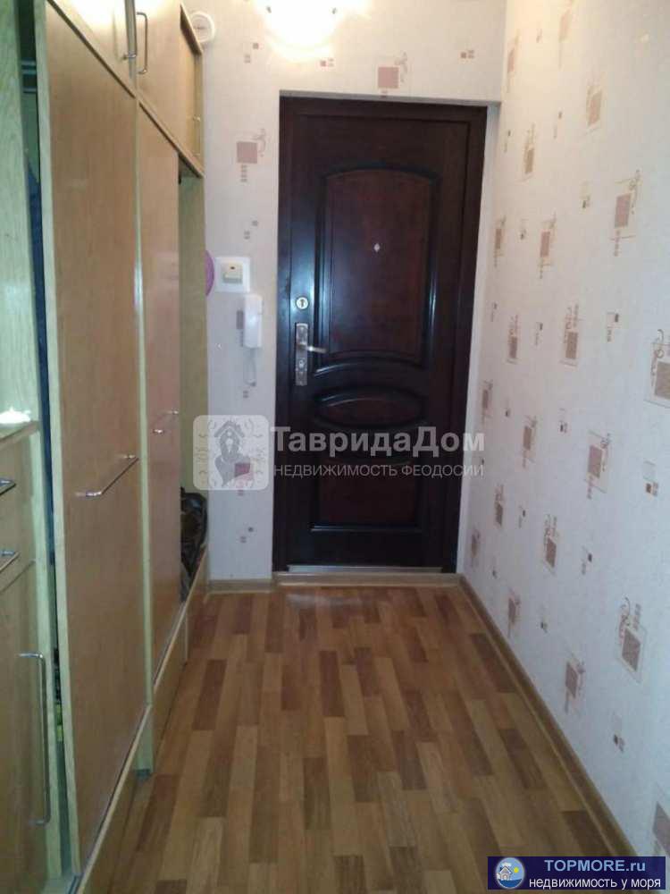 Продам 4-х комнатную квартиру, 97 м2, 3/5, р-н  Камыши, ул. Дружбы 42а, Феодосия. Просторная, чистая и светлая... - 2