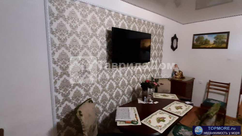 Продам 3-комнатную квартиру, 1/5 эт., 72 м2,  ул. Свиридовых, 1, г Феодосия. Квартира на 1 этаже 5-этажного блочного...