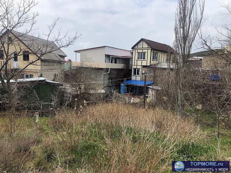 Продается земельный участок 4,6 соток в курортном поселке Орджоникидзе, в 15 км от Феодосии.  Участок расположен в... - 2