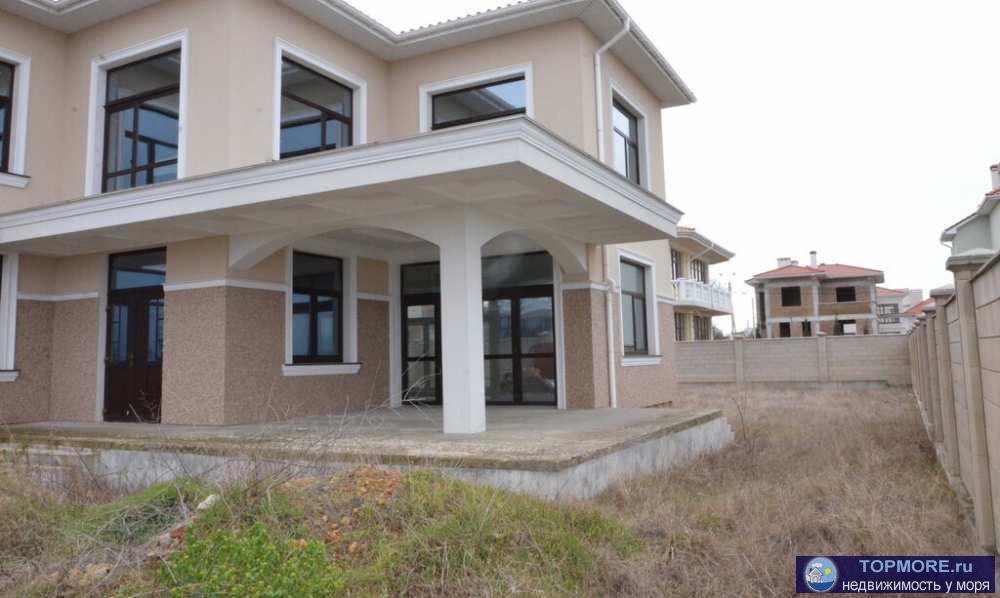 Продается новый дом с видом на море в коттеджном поселке в Севастополе.Дом 2-х этажный, без внутренней отделки, с... - 1