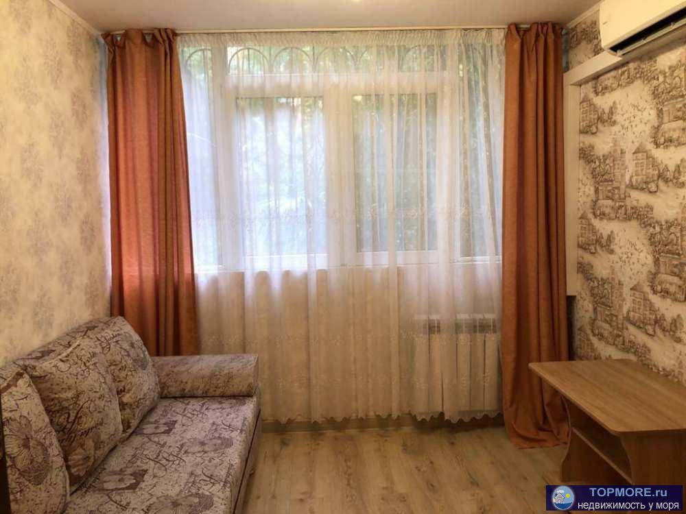 Продам 1-комн квартиру в Центральном районе Сочи, 30 кв.м., комната за счет лоджии удобно зонирована на 2 помещения....