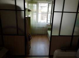 Продам угловую квартиру 36 кв м на 2 этаже в панельном доме.Ремонт...