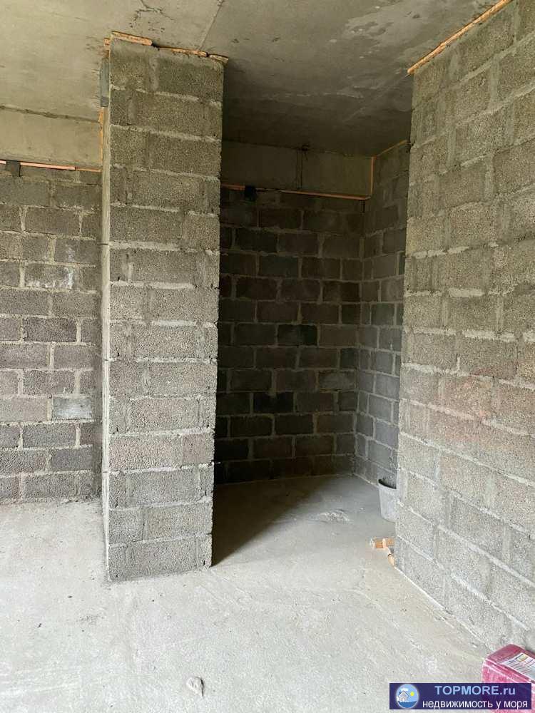 Продаю 1-комнатную квартиру свободной планировки в жк Кватро.-море в пешей доступности-12 минут до центра... - 1