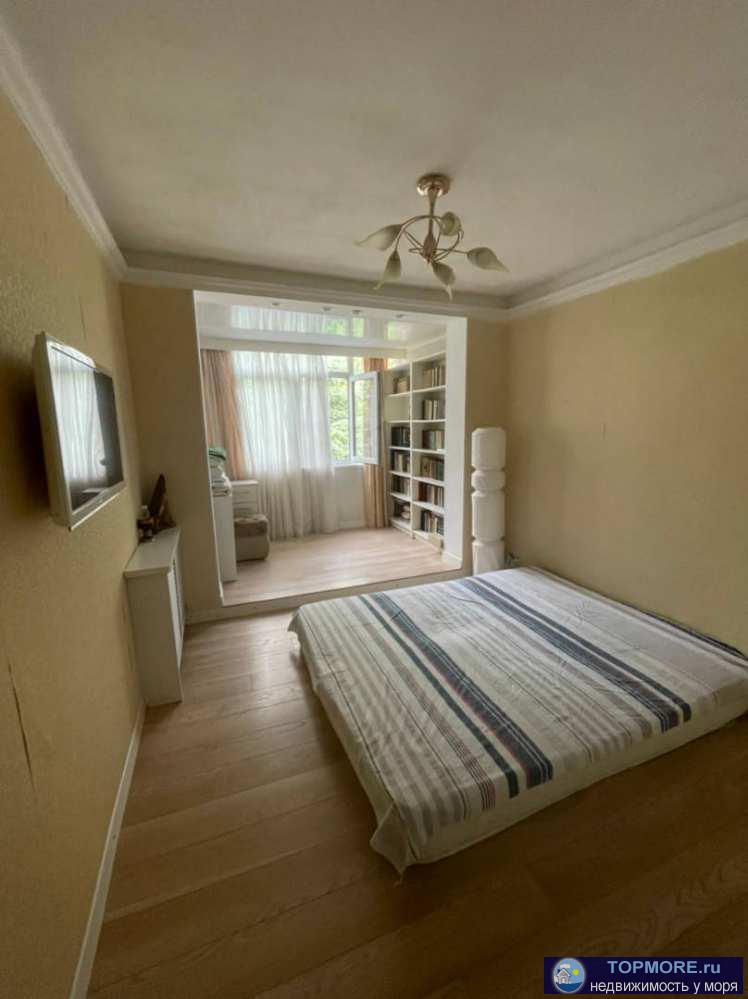 Вашему вниманию представлена квартира в спальном районе города Сочи. Квартира двухкомнатная. Ремонт в квартире нужен,... - 2