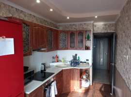 район донской. Срочно продам квартиру на на 12 этаже, площадь 80 м2...