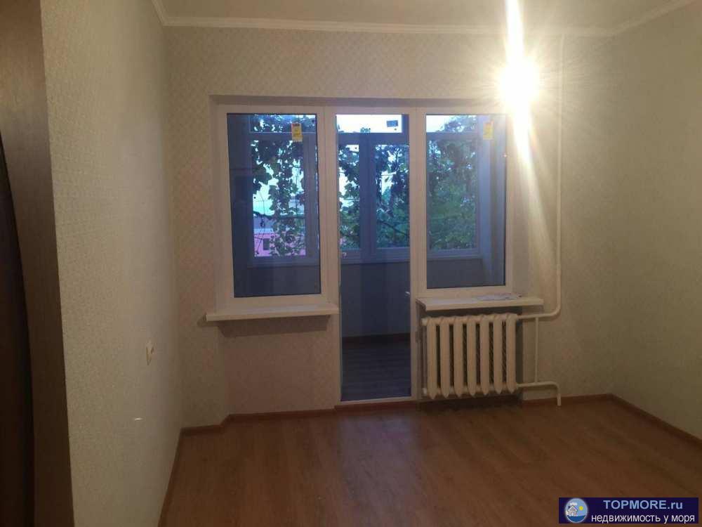 Продается квартира в микрораоне Светлана, теплая уютная квартира с центральным отоплением, из каждой комнаты выходит...