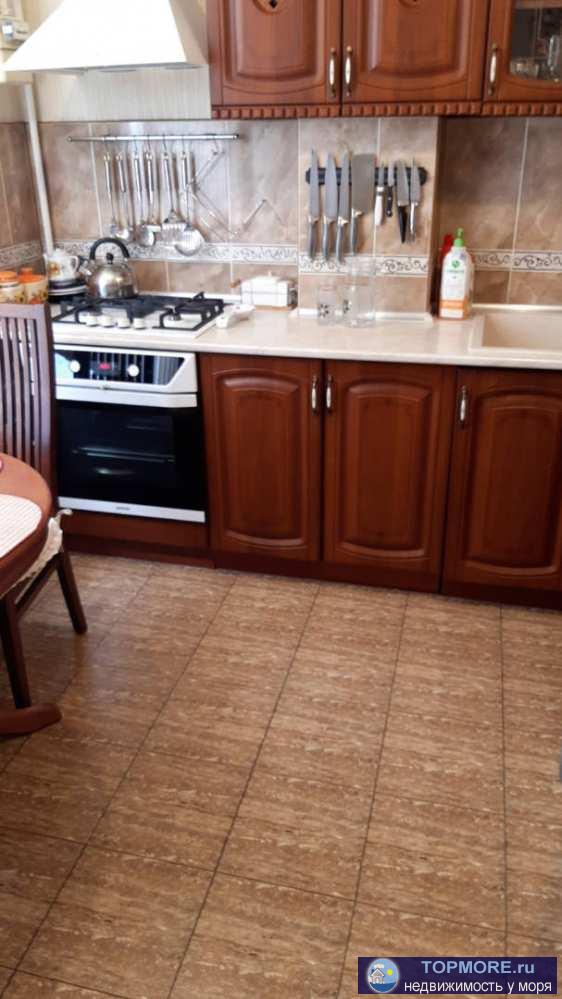 Продам однокомнатную квартиру в самом привлекательном районе для туристов в городе Сочи. Квартира используется в... - 2