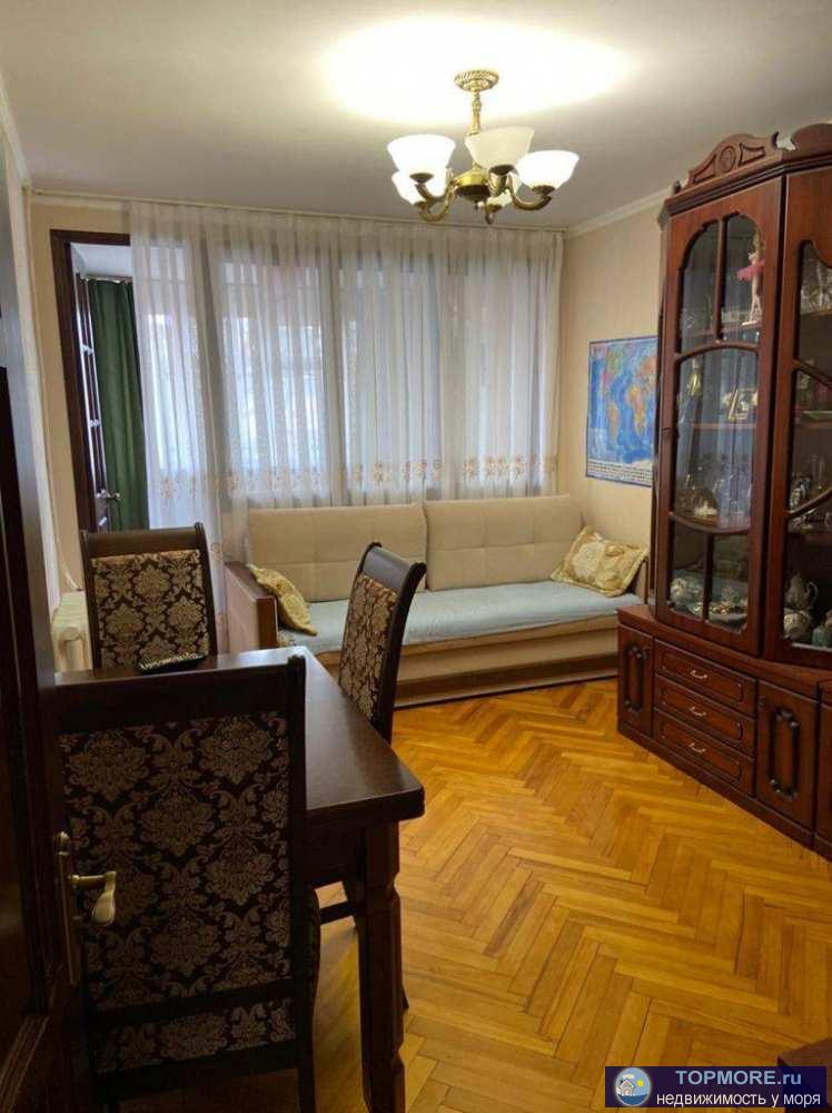 Лот № 146699. Продаётся 2-х комнатная квартира в отличном состоянии с мебелью и бытовой техникой в панельном доме,... - 1