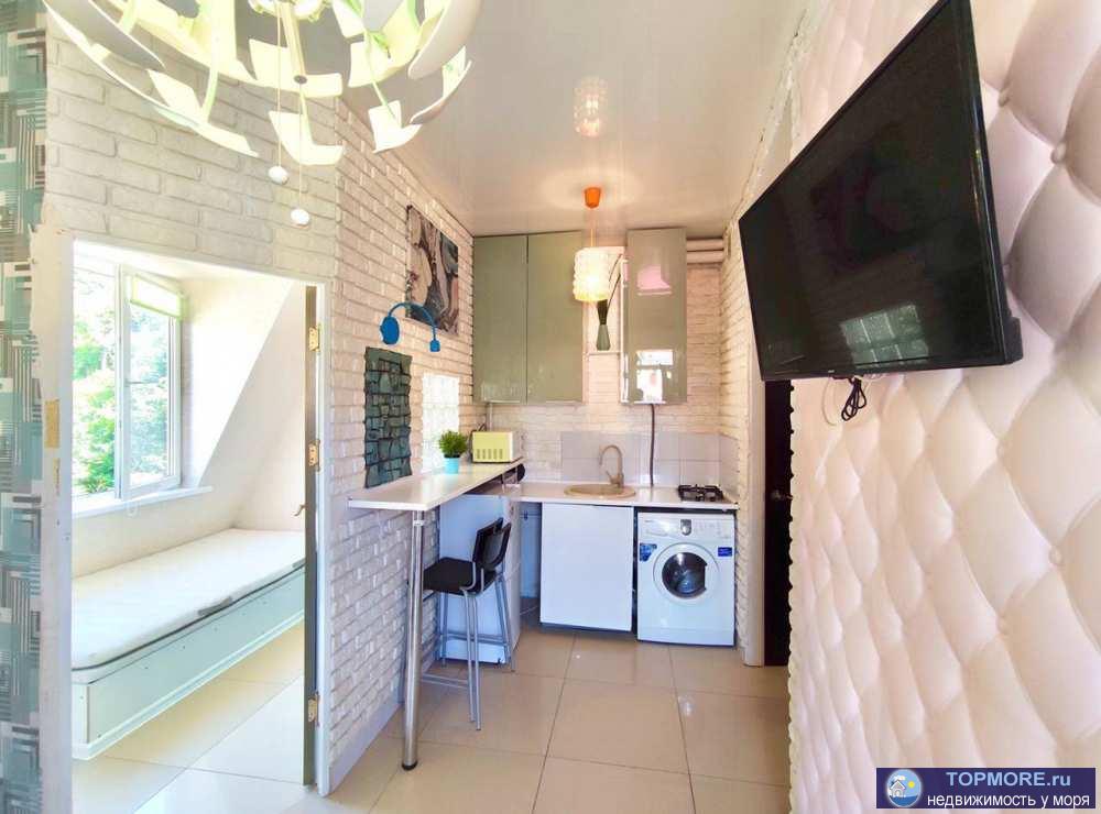 Продается шикарная двухкомнатная квартира. Площадь - 35 кв. м., две отдельные комнаты, раздельный санузел. В квартире... - 1