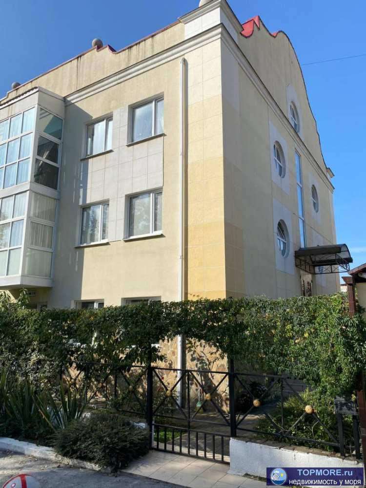 Продается большая, просторная квартира в центральном районе Сочи, в предчистовой отделкой.  Очень хорошо можно...