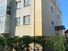 Продается большая, просторная квартира в центральном районе Сочи, в...