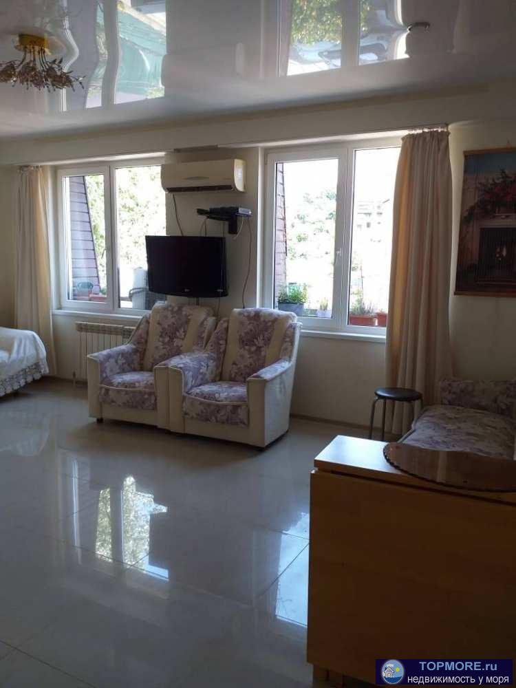 Квартира по адресу Молодогвардейская улица, 2Б/2 в собственности более 5 лет. Балкон застекленный. - 1