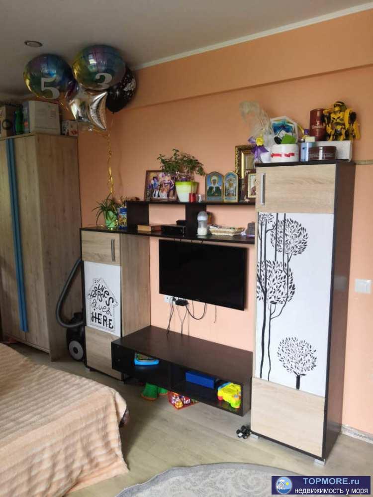 Продам квартиру общей площадью 36 кв м с хорошим ремонтом на Макаренко.Квартира угловая, 3 окна, можно сделать 2... - 2